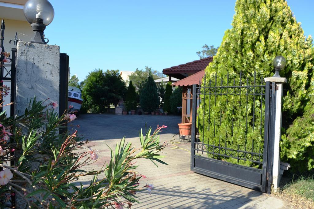 Apartments Elizabet Dojran Exteriör bild